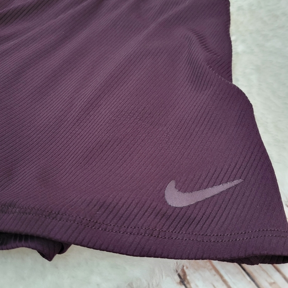 NikeCourt Dri-Fit Skirt Size Medium - Picture 5 of 10